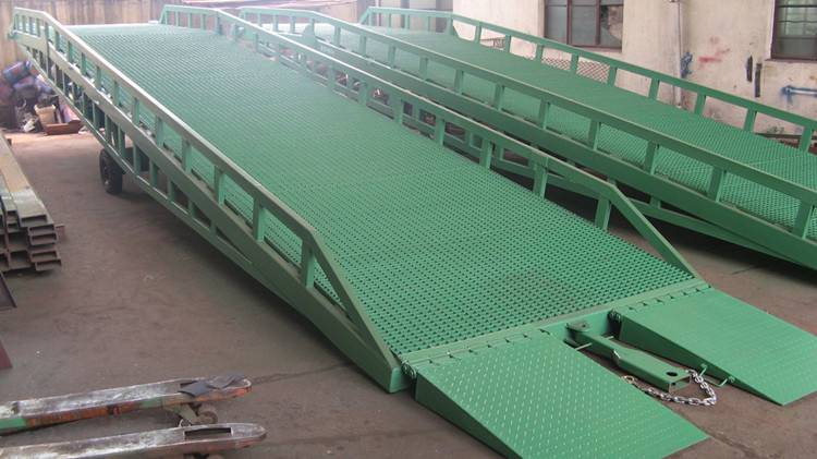 济南承载10吨重移动登车桥